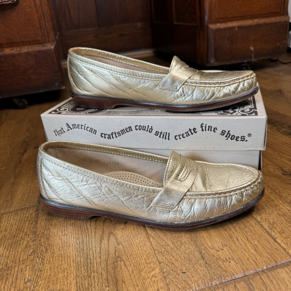 SAS Wink Loafers Womens Size 9.5 S Gold Metallic Leather Slip On Tripad Shoes